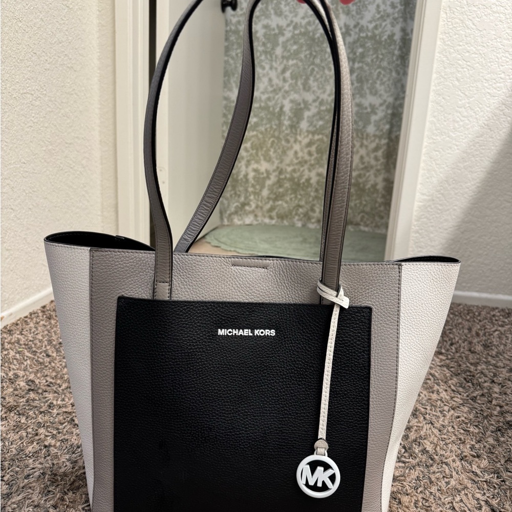 Michael Kors Black and Cream Tote Bag